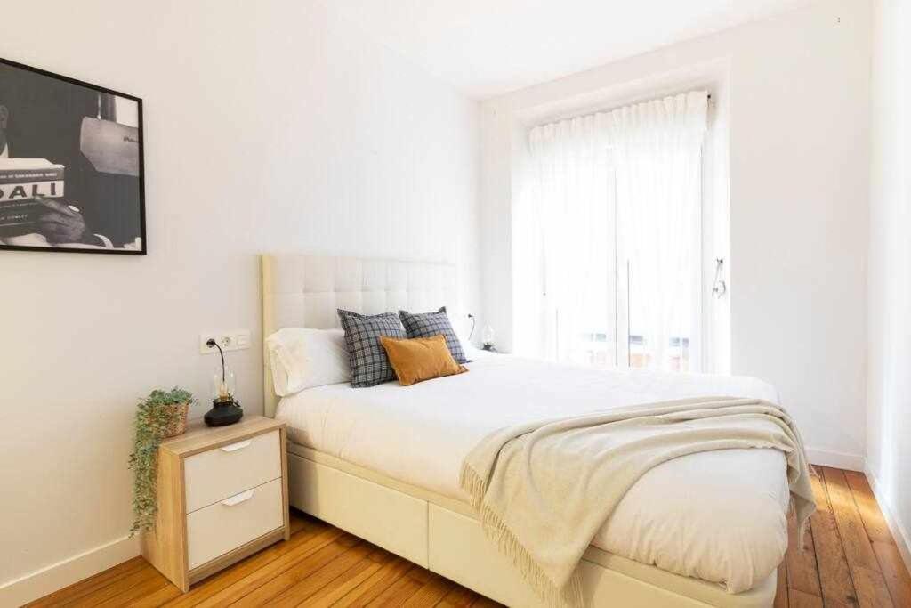 Acogedor apartamento en centro histórico! Pamplona Exterior foto